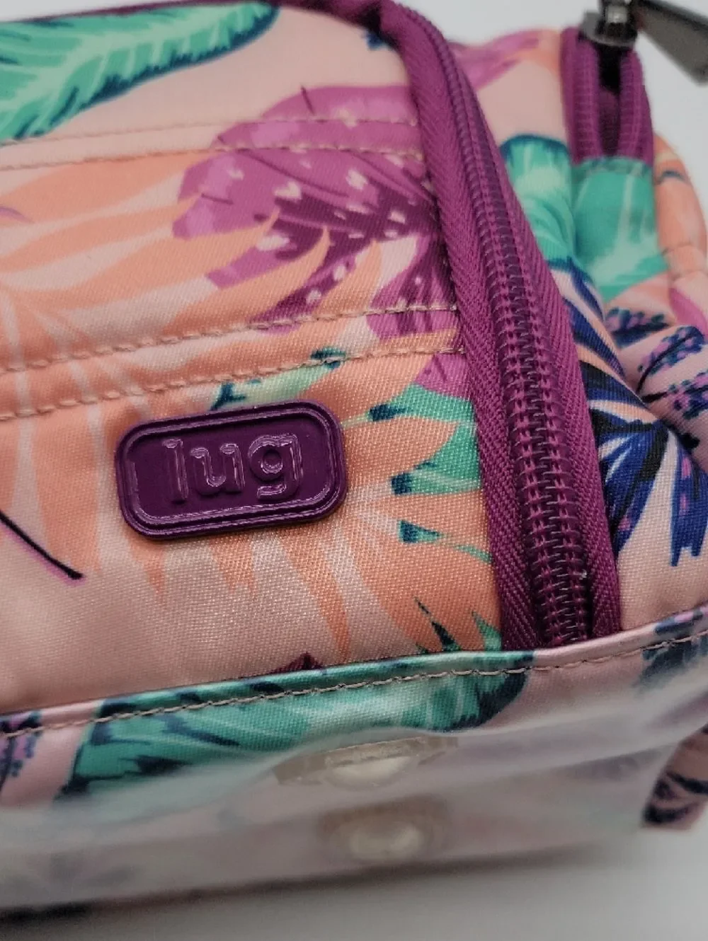 lug stylish cosmetic